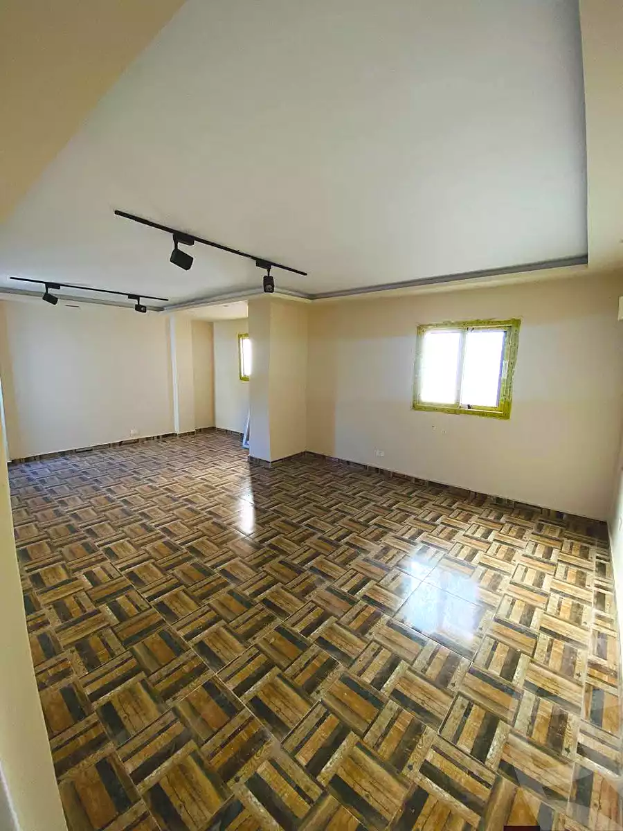 https://aqarmap.com.eg/ar/listing/6752259-for-sale-alexandria-l-jmy-lbytsh-el-hanafeya-st
