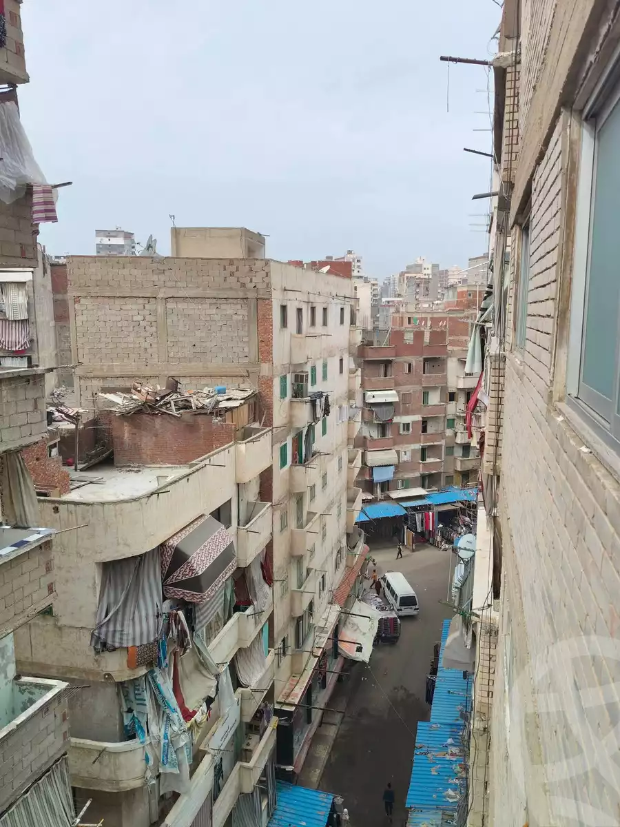 https://aqarmap.com.eg/ar/listing/6752594-for-sale-alexandria-el-asafra-l-sfr-qbly-street-12