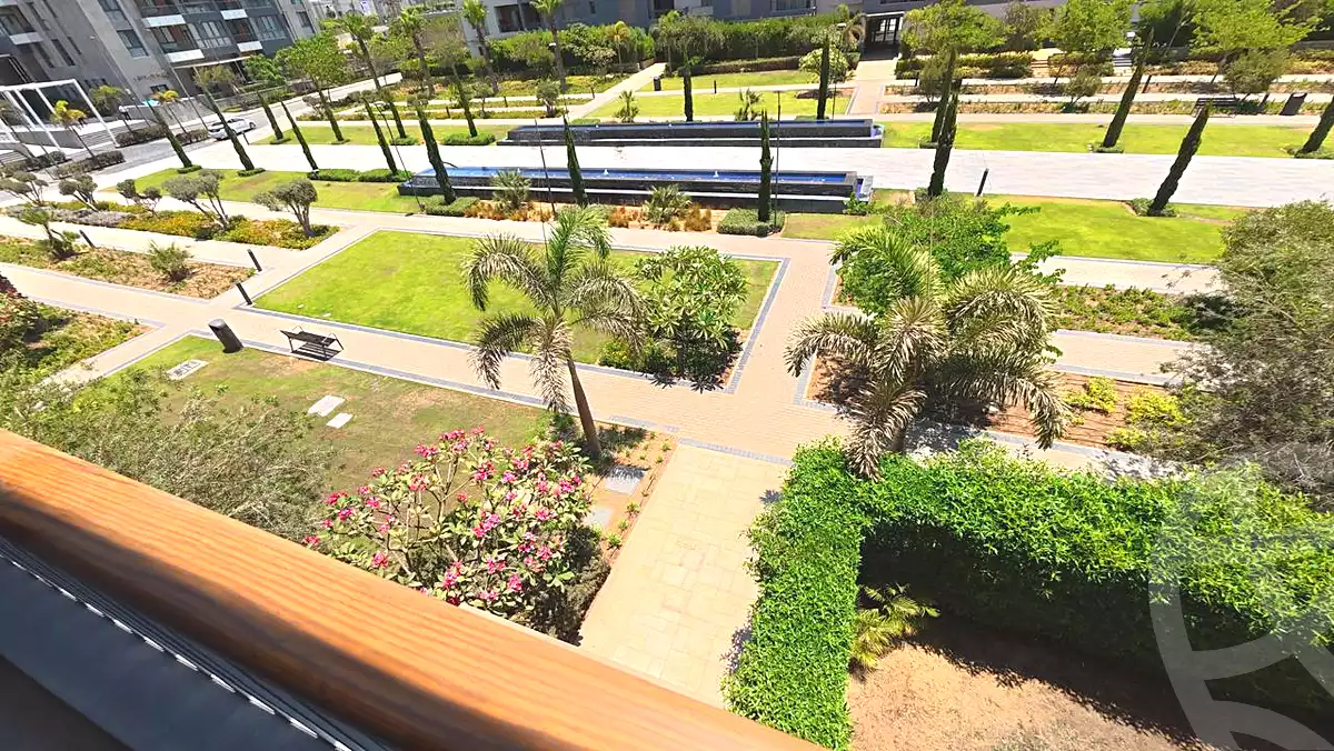 https://aqarmap.com.eg/ar/listing/6752932-for-rent-cairo-6th-of-october-compounds-ywn-kwrt-yrd-mrkz