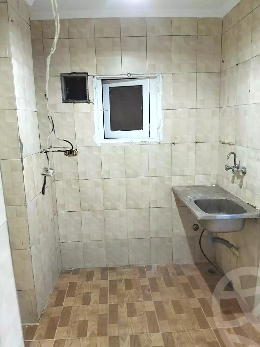 https://aqarmap.com.eg/ar/listing/6753850-for-sale-cairo-helwan-helwan-el-sharkeya-gaafar-st