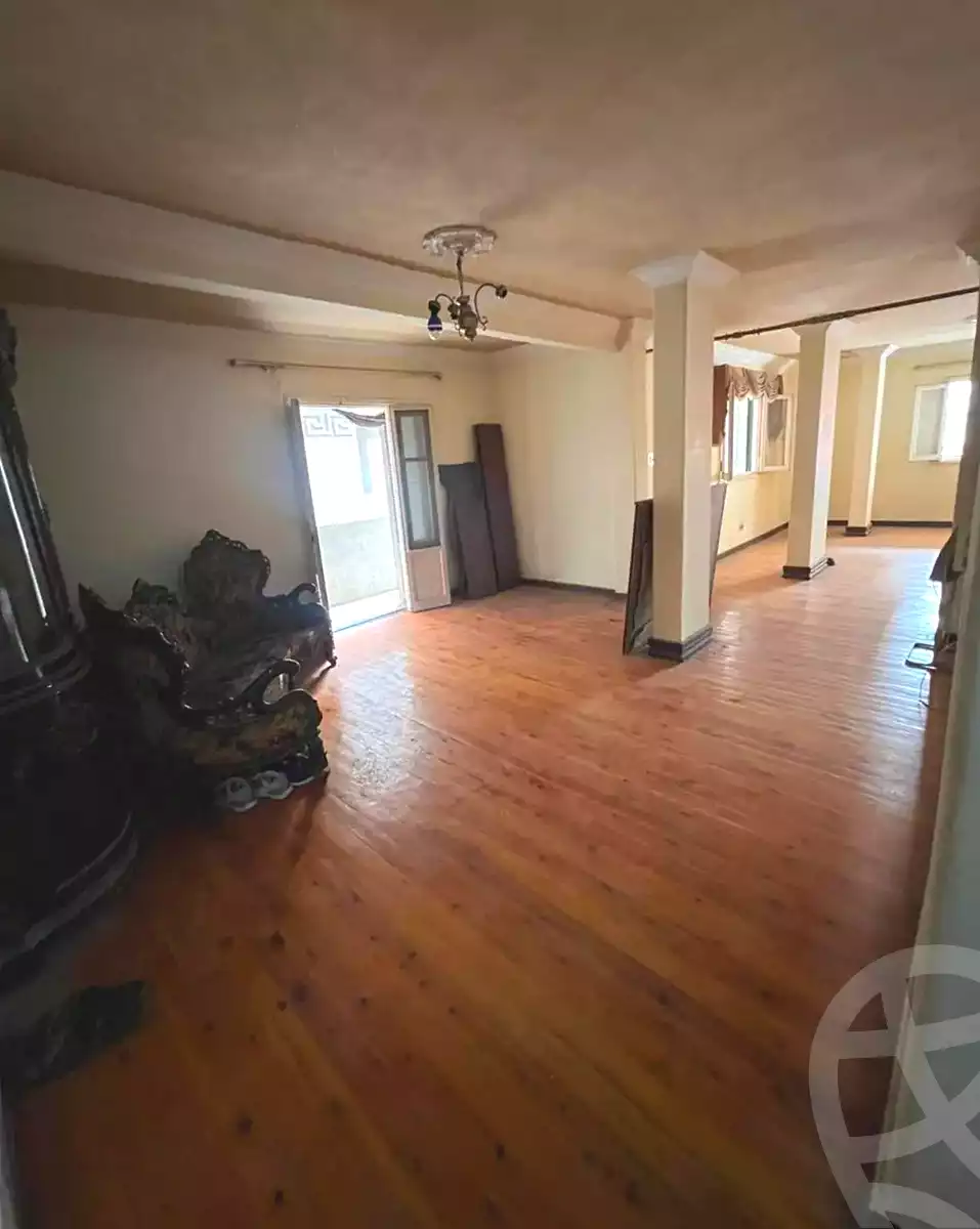 https://aqarmap.com.eg/en/listing/6754250-for-sale-alexandria-ganaklis