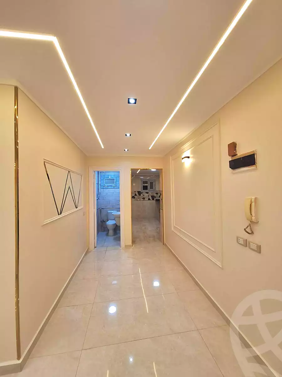 https://aqarmap.com.eg/ar/listing/6754974-for-sale-alexandria-el-asafra-shr-45