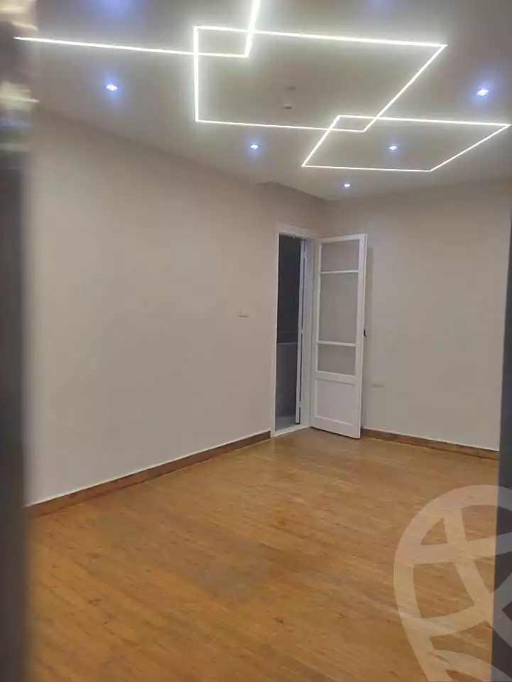 https://aqarmap.com.eg/ar/listing/6755789-for-sale-alexandria-camp-cesar