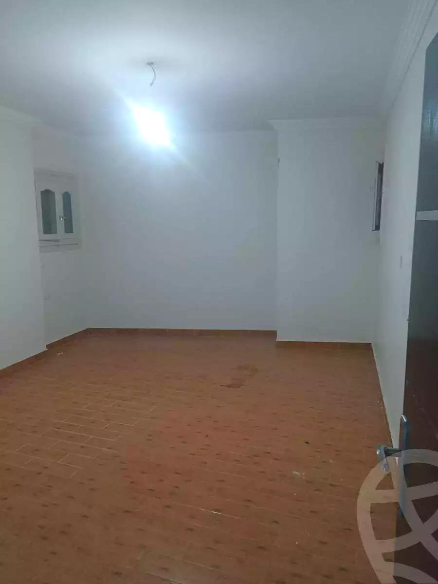 https://aqarmap.com.eg/ar/listing/6756302-for-rent-cairo-helwan-hadayek-helwan-nile-corniche-st