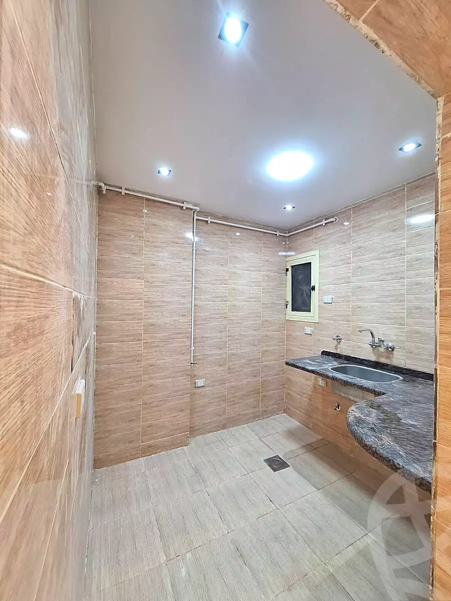 https://aqarmap.com.eg/ar/listing/6756772-for-sale-alexandria-sydy-bshr-sydy-bshr-bhry-street-17