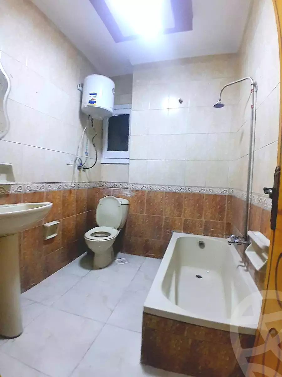 https://aqarmap.com.eg/ar/listing/6757371-for-sale-alexandria-el-asafra-l-sfr-bhry