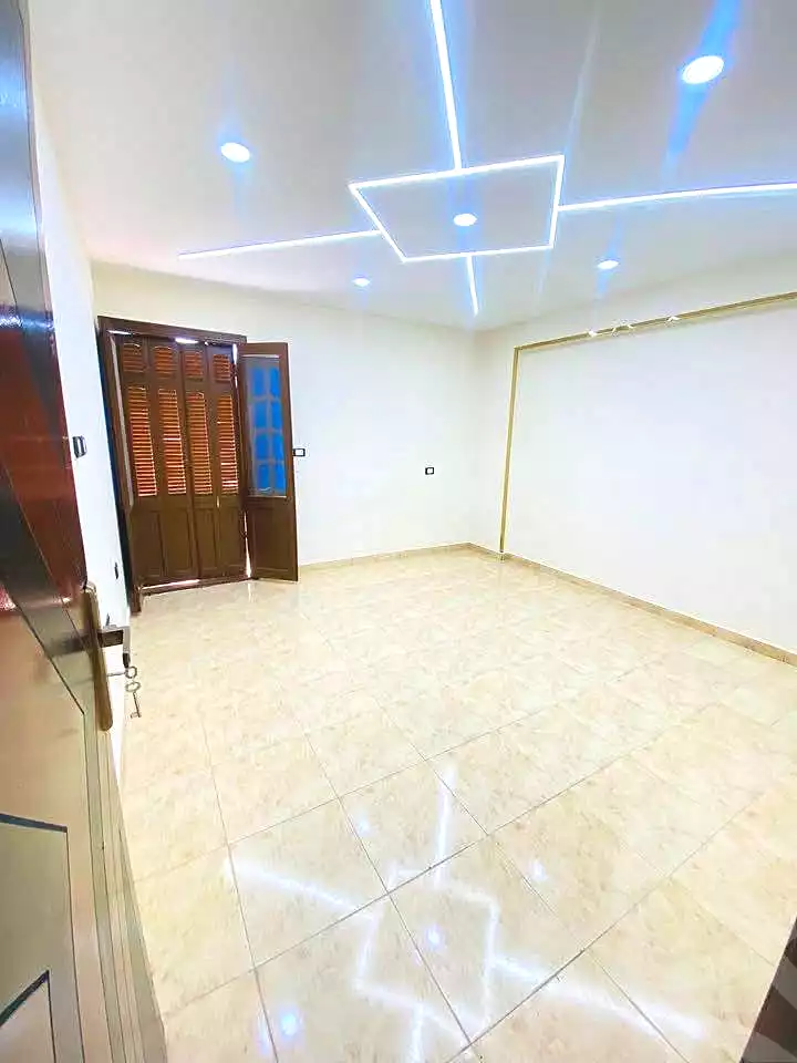 https://aqarmap.com.eg/ar/listing/6757491-for-sale-alexandria-lsywf-el-falki
