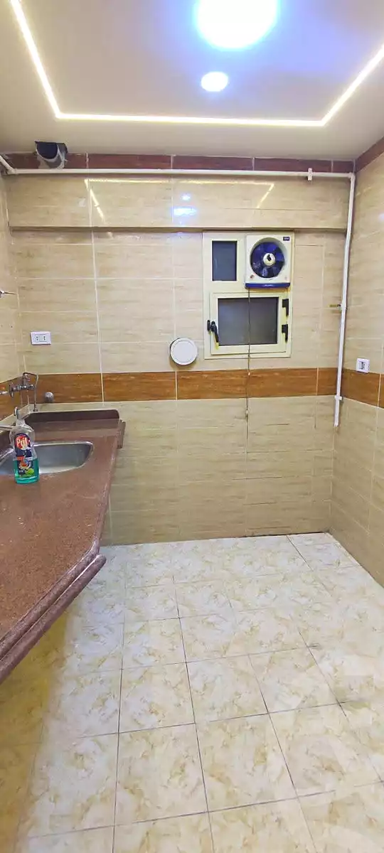 https://aqarmap.com.eg/ar/listing/6757516-for-sale-alexandria-sydy-bshr-sydy-bshr-bhry
