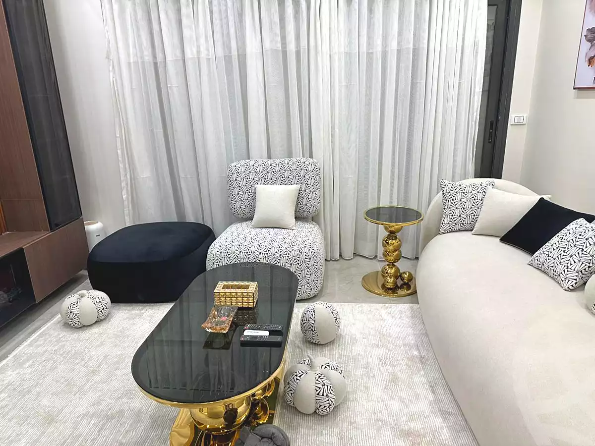 https://aqarmap.com.eg/ar/listing/6758250-for-rent-cairo-new-cairo-madinaty-bryfdw