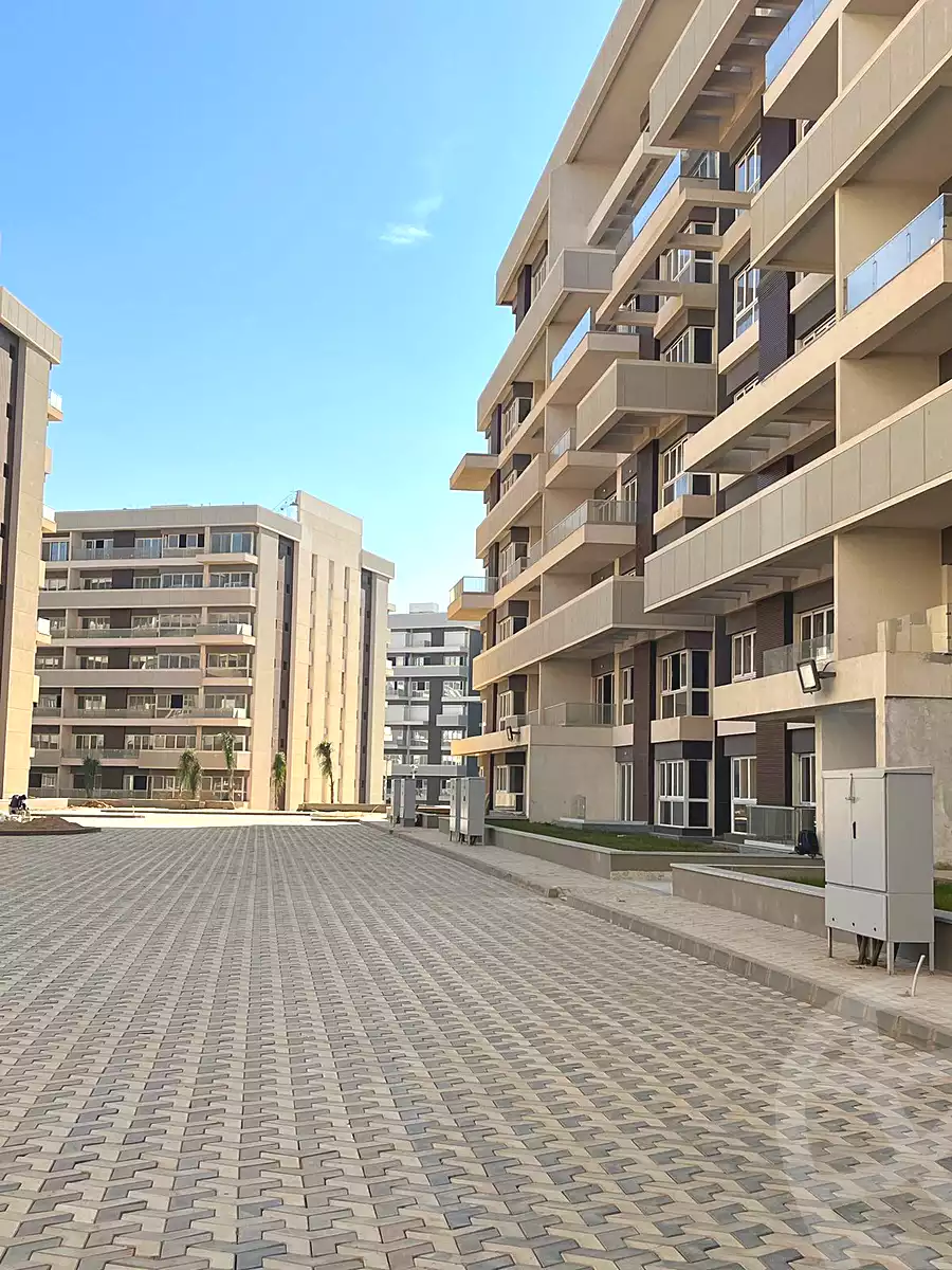 https://aqarmap.com.eg/en/listing/6758319-for-sale-cairo-new-administrative-capital-r7-scenario