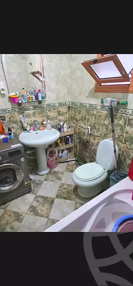 https://aqarmap.com.eg/ar/listing/6758440-for-sale-alexandria-l-jmy-lbytsh-ain-shams-st