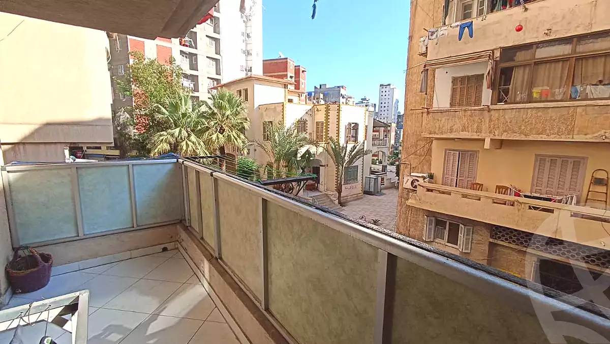 https://aqarmap.com.eg/ar/listing/6758555-for-sale-alexandria-zezenia-saleh-basha-st