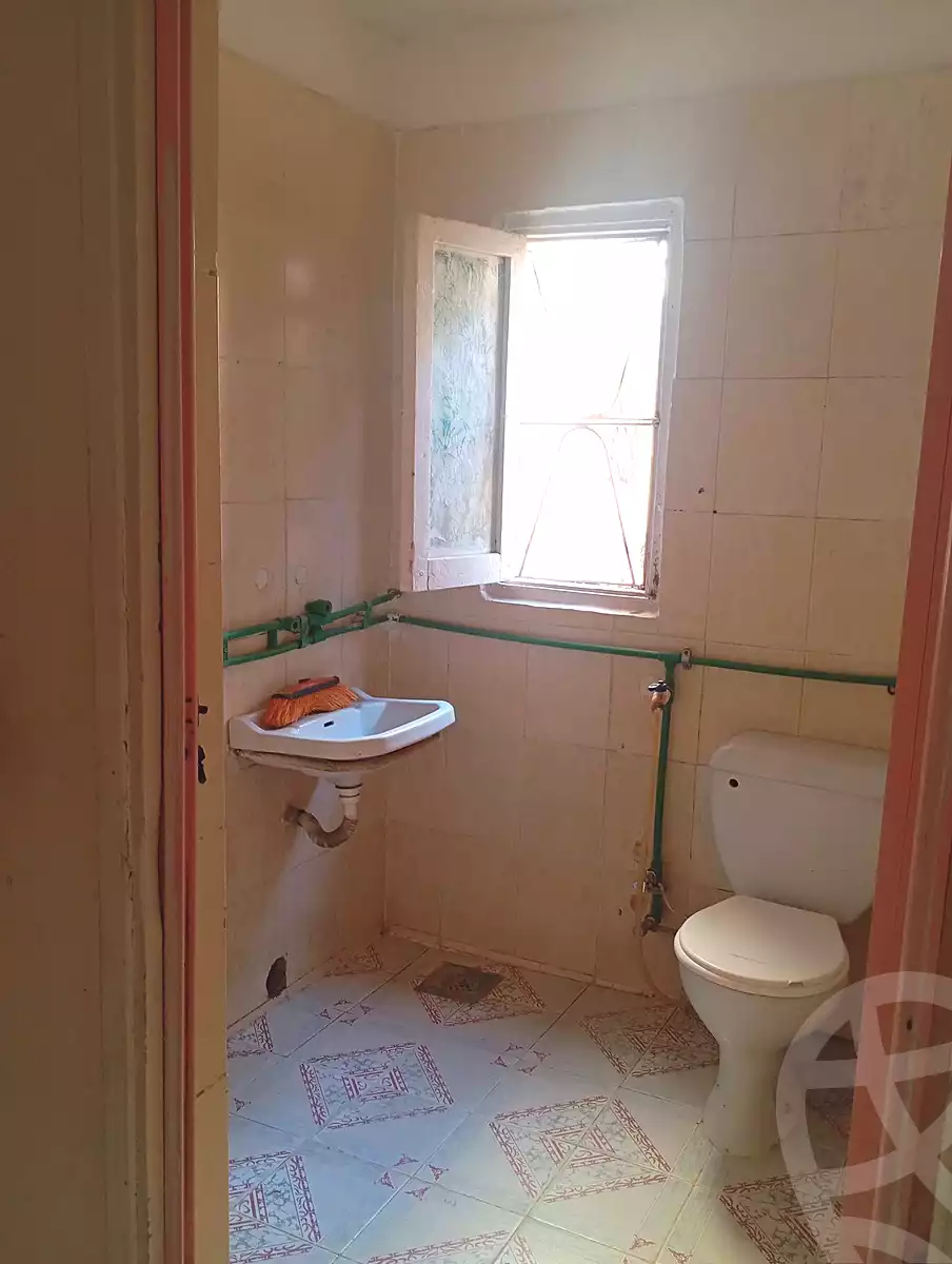 https://aqarmap.com.eg/en/listing/6759095-for-sale-alexandria-l-jmy-el-hanouvel