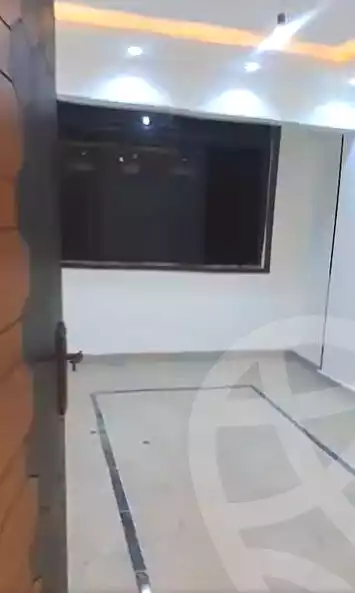 https://aqarmap.com.eg/ar/listing/6759585-for-sale-alexandria-l-jmy-lbytsh-ibrahim-othman-st