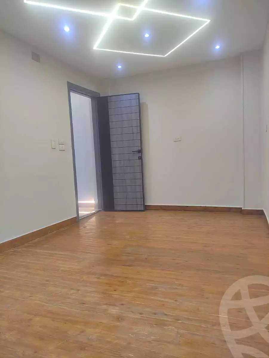 https://aqarmap.com.eg/ar/listing/6760075-for-sale-alexandria-camp-cesar