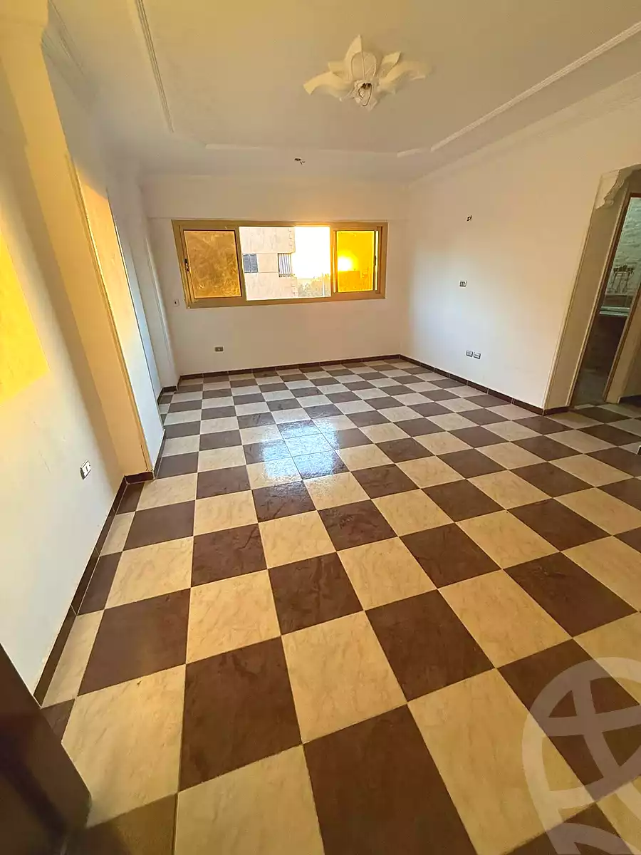 https://aqarmap.com.eg/en/listing/6760648-for-sale-cairo-15th-of-may-mjwr-33