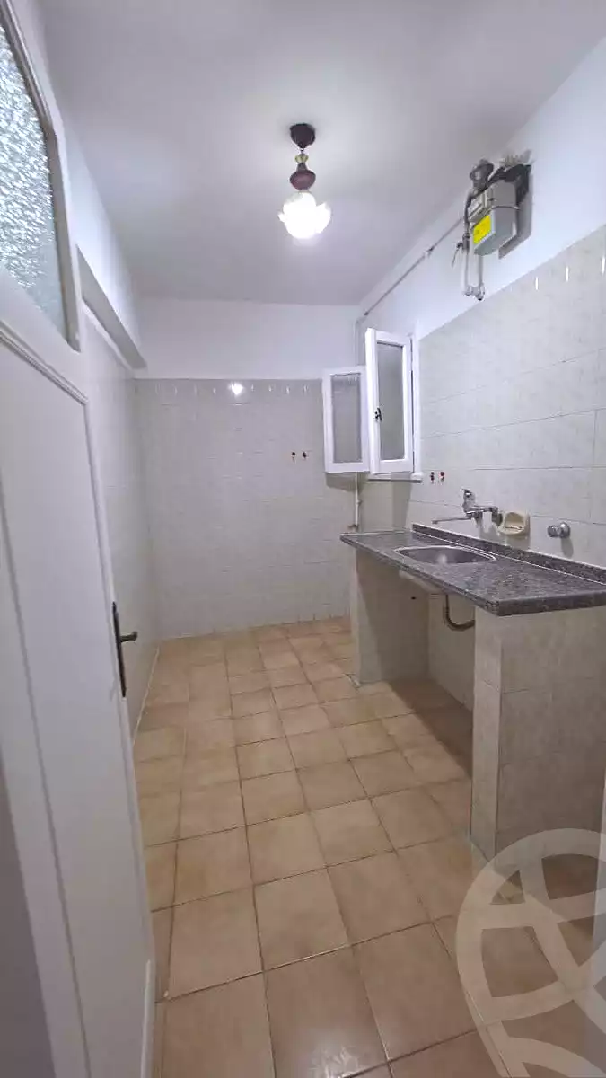 https://aqarmap.com.eg/ar/listing/6760653-for-sale-alexandria-el-asafra-l-sfr-bhry
