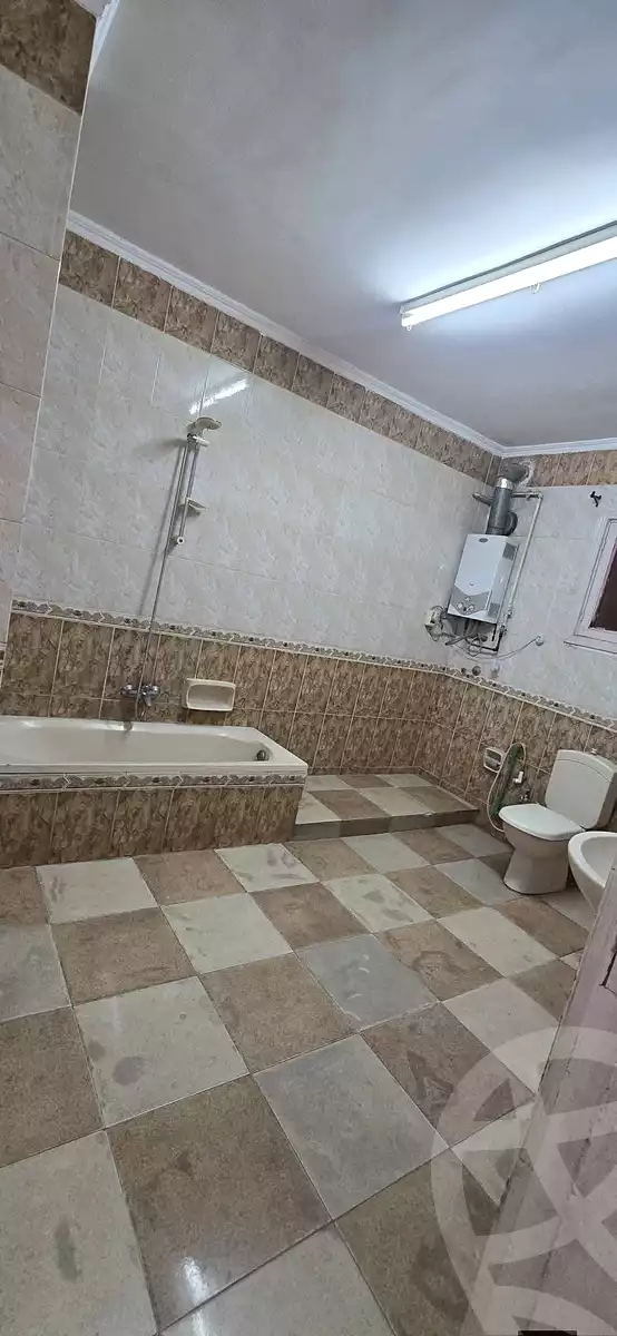 https://aqarmap.com.eg/ar/listing/6760655-for-sale-cairo-helwan-sherif-st
