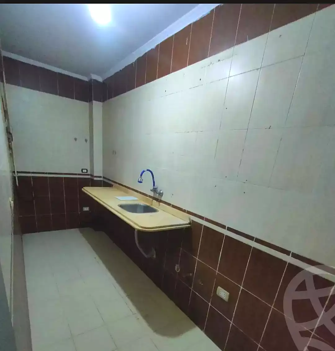 https://aqarmap.com.eg/ar/listing/6760753-for-sale-alexandria-lsywf-el-falki
