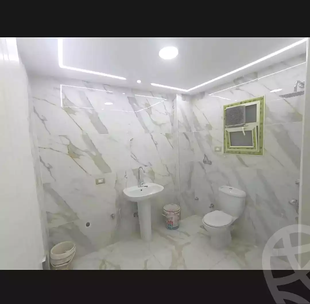 https://aqarmap.com.eg/ar/listing/6760808-for-sale-alexandria-miami-el-gaish-rd-st