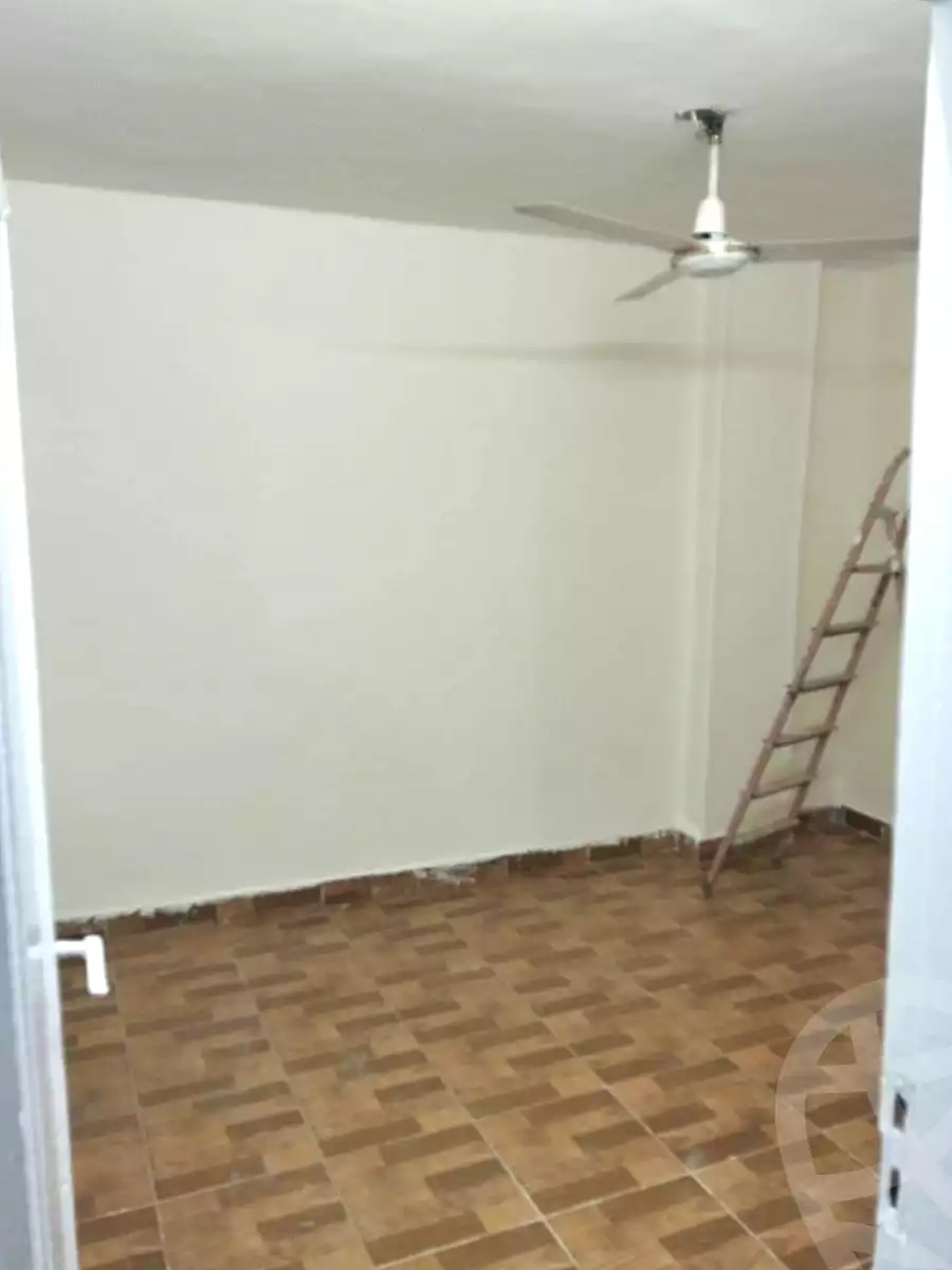 https://aqarmap.com.eg/ar/listing/6760936-for-sale-cairo-helwan-helwan-el-sharkeya-gaafar-st