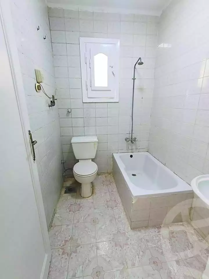https://aqarmap.com.eg/en/listing/6760978-for-sale-alexandria-l-jmy-shataa-el-nakheel