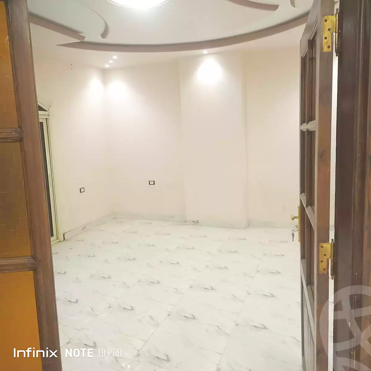https://aqarmap.com.eg/ar/listing/6761129-for-rent-cairo-helwan-hadayek-helwan-nile-corniche-st
