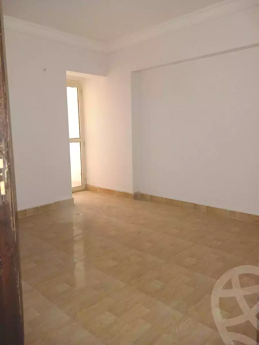 https://aqarmap.com.eg/ar/listing/6761208-for-rent-alexandria-lsywf-el-karma-compound