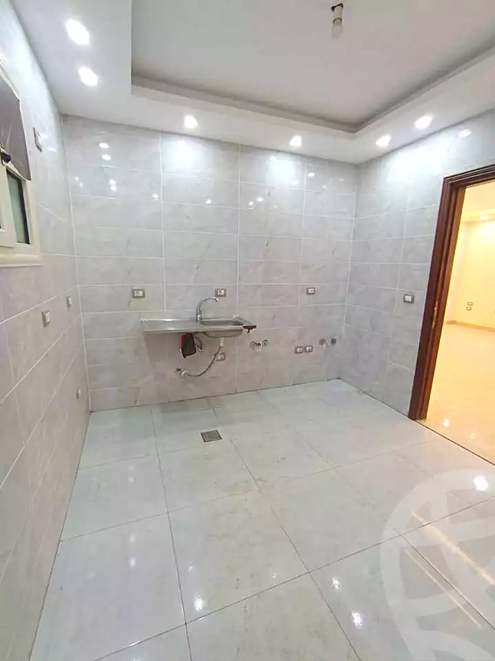 https://aqarmap.com.eg/ar/listing/6761228-for-rent-cairo-helwan-mohamed-sayed-ahmed-st