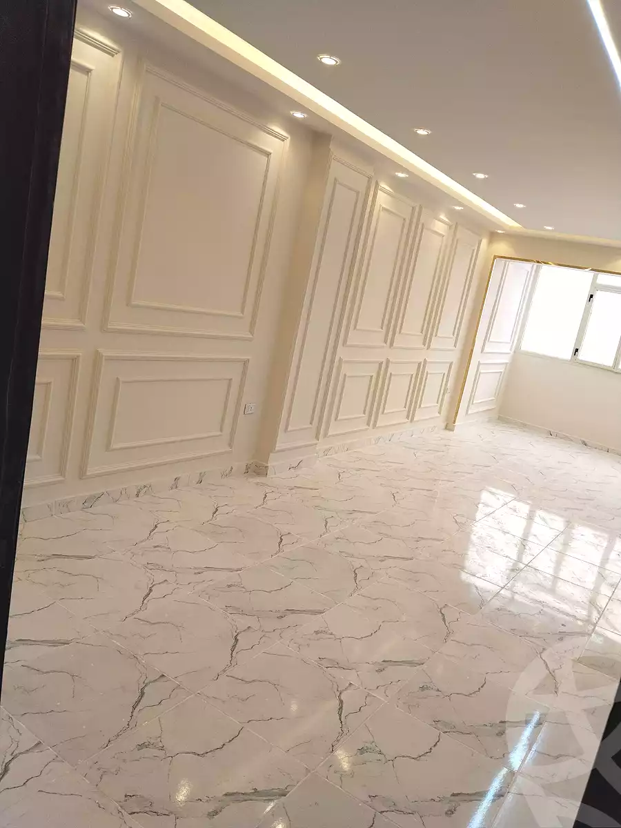 https://aqarmap.com.eg/en/listing/6761048-for-sale-alexandria-l-jmy-el-hanouvel-abo-bakr-el-sedeek-st