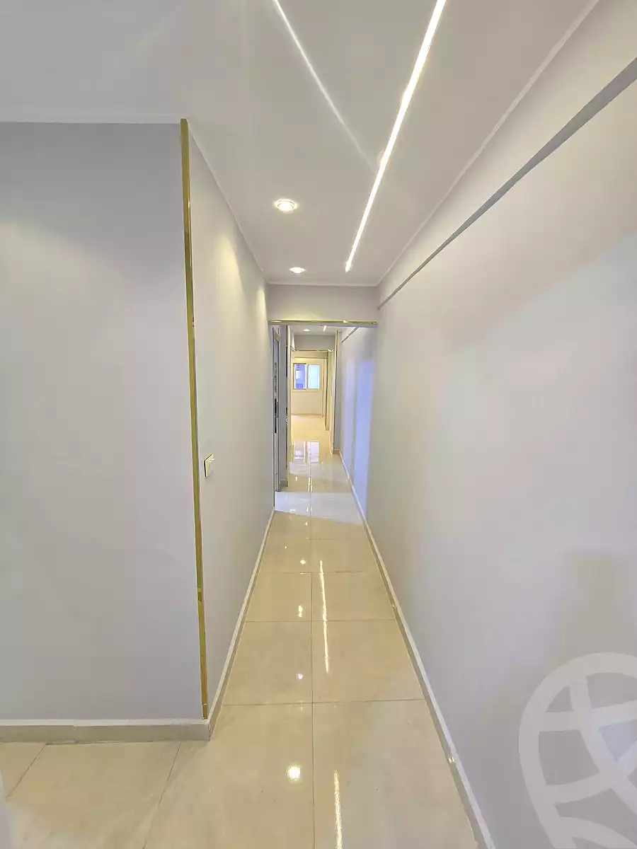https://aqarmap.com.eg/ar/listing/6761173-for-sale-alexandria-el-mandara-shr-jml-bd-lnsr