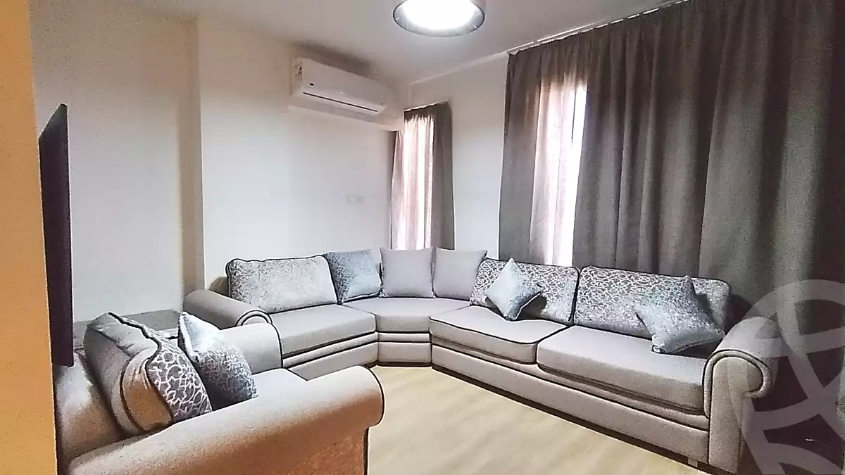 https://aqarmap.com.eg/ar/listing/6762177-for-rent-cairo-el-shorouk-compounds-al-burouj-compound-imkan