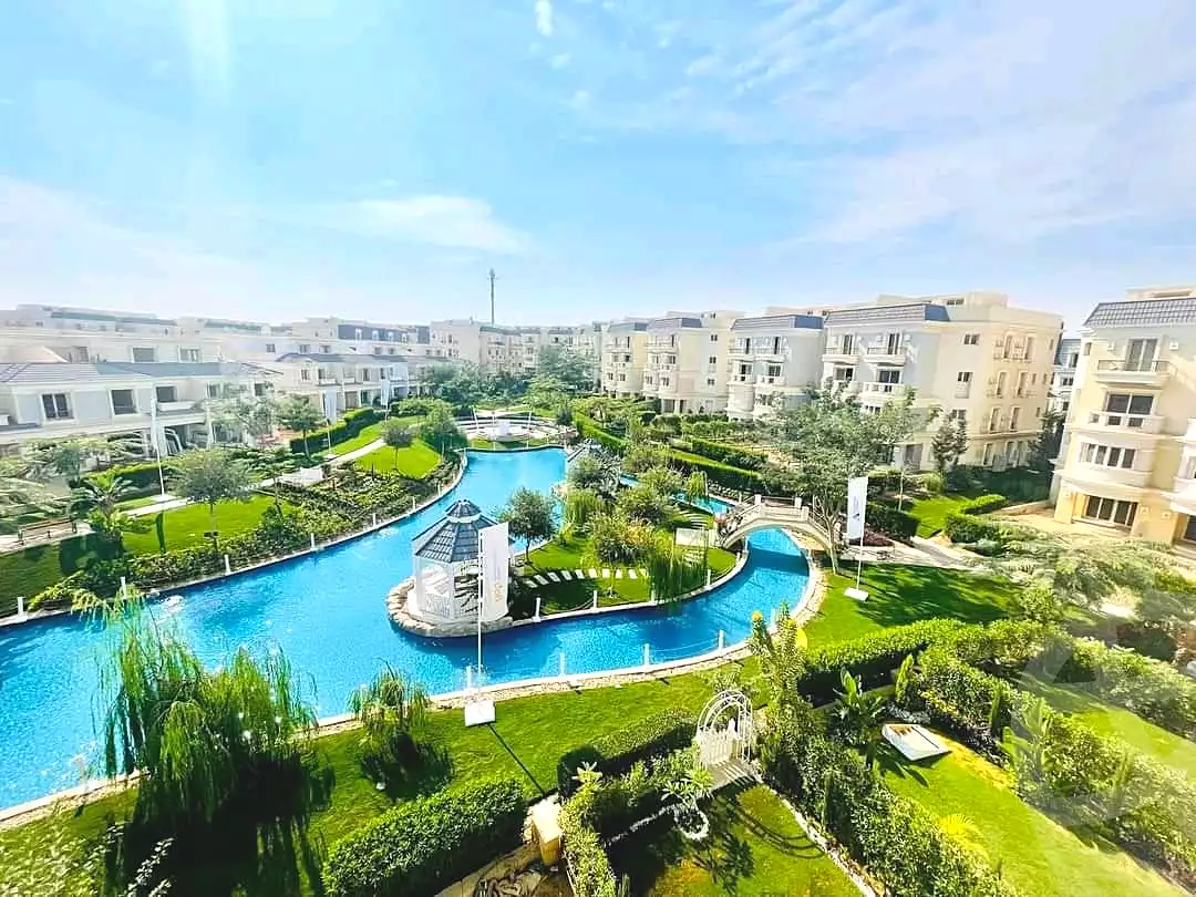 https://aqarmap.com.eg/ar/listing/6762448-for-sale-cairo-6th-of-october-compounds-mountain-view-october-park