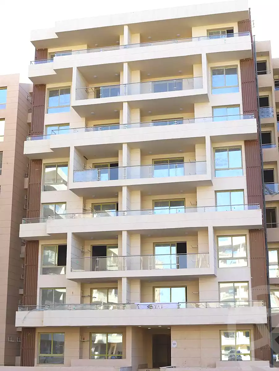 https://aqarmap.com.eg/en/listing/6762546-for-sale-cairo-new-administrative-capital-r7-dy-jwy-3-tj-msr