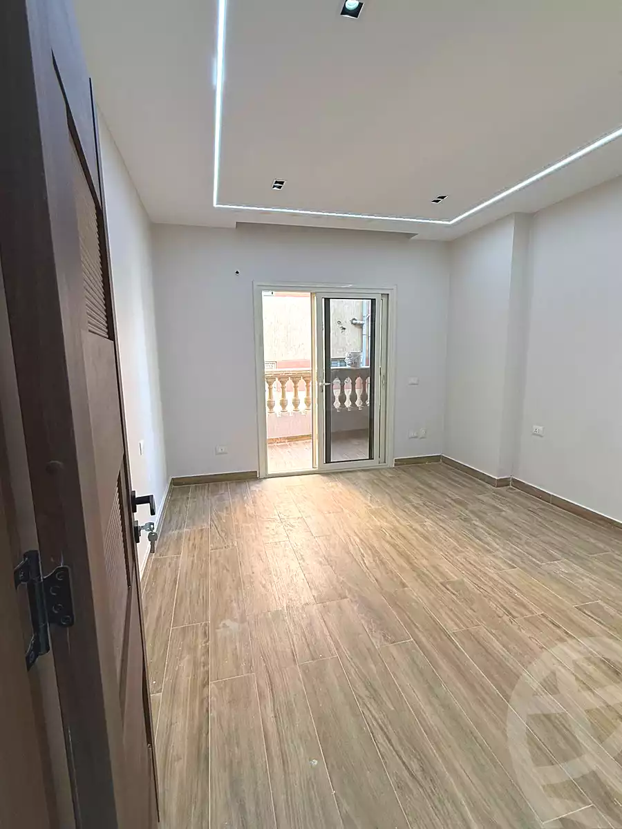 https://aqarmap.com.eg/en/listing/6762955-for-rent-cairo-new-cairo-compounds-el-mostashareen-compound