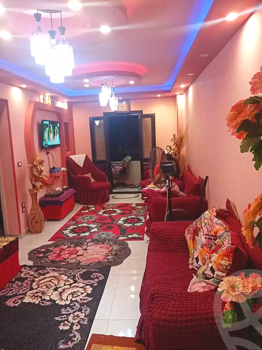 https://aqarmap.com.eg/ar/listing/6763104-for-sale-cairo-ain-shams-ain-shams-el-sharkia-el-zahraa-st