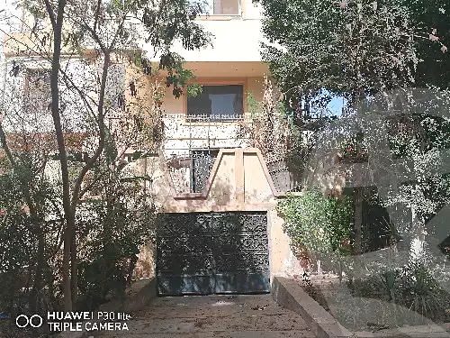 https://aqarmap.com.eg/ar/listing/6446752-for-sale-cairo-6th-of-october-el-ahyaa-neighborhood-3rd-street-7