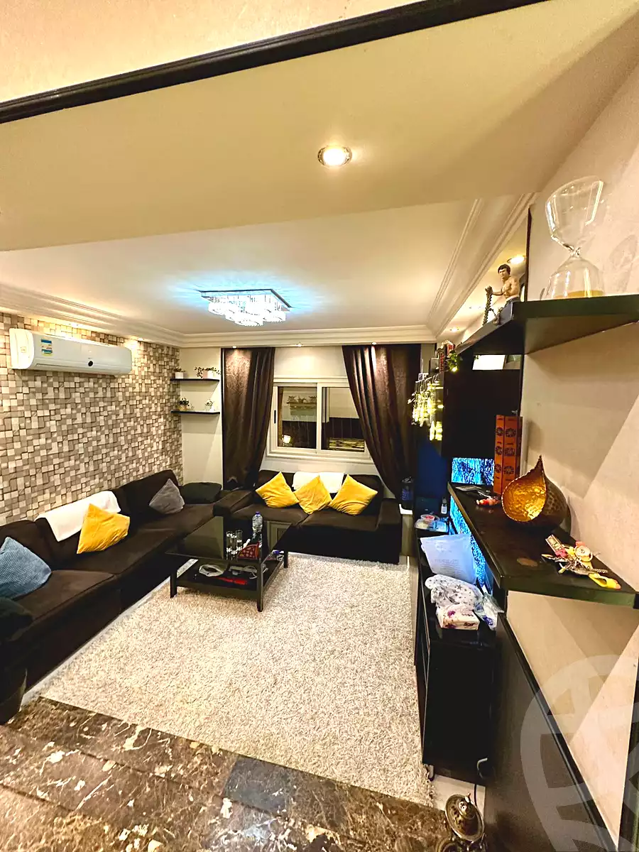 https://aqarmap.com.eg/ar/listing/6763602-for-rent-cairo-6th-of-october-el-ahyaa-neighborhood-2nd