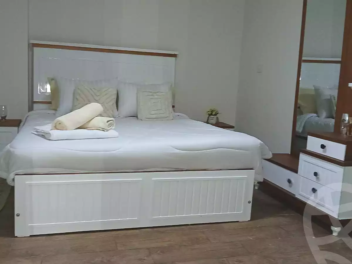 https://aqarmap.com.eg/ar/listing/6763704-for-rent-cairo-el-sheikh-zayed-city-compounds-jn-1