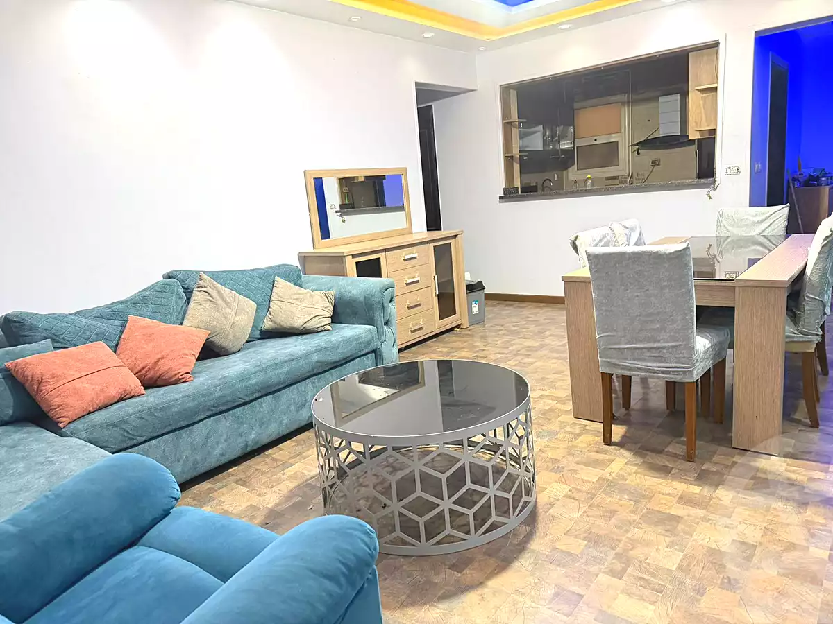 https://aqarmap.com.eg/en/listing/6763894-for-sale-cairo-el-sheikh-zayed-city-compounds-jn-1