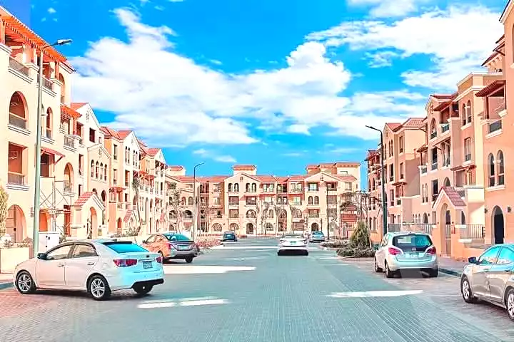 https://aqarmap.com.eg/en/listing/6763834-for-sale-cairo-el-shorouk-compounds-maadi-view