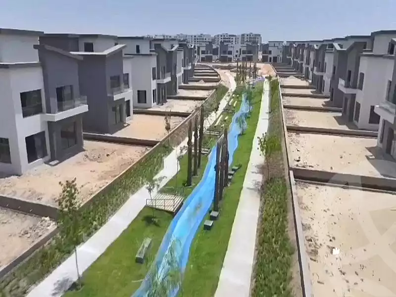 https://aqarmap.com.eg/ar/listing/6763631-for-sale-cairo-new-cairo-compounds-kmbwnd-kryk-twn-il-cazar