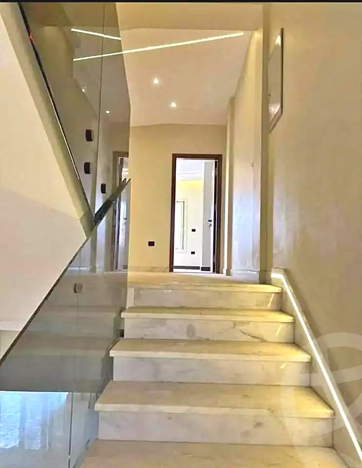 https://aqarmap.com.eg/ar/listing/6764113-for-sale-cairo-new-administrative-capital-r4-village-de-la-capitale-palm-hills