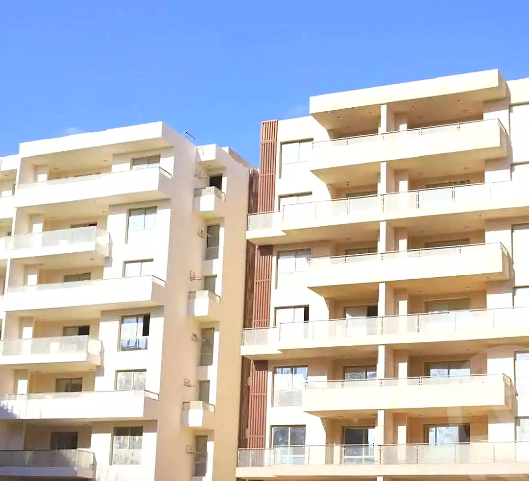 https://aqarmap.com.eg/ar/listing/6764284-for-sale-cairo-new-administrative-capital-r8-de-joya-4-compound-taj-misr