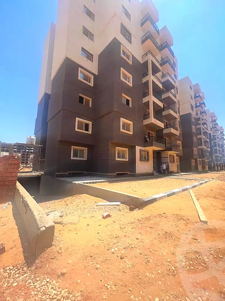 https://aqarmap.com.eg/en/listing/6764535-for-sale-cairo-new-administrative-capital-r7-kmbwnd-stw
