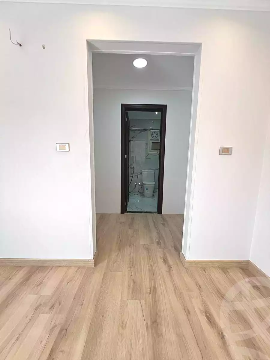https://aqarmap.com.eg/en/listing/6764677-for-sale-cairo-new-administrative-capital-r7-oia