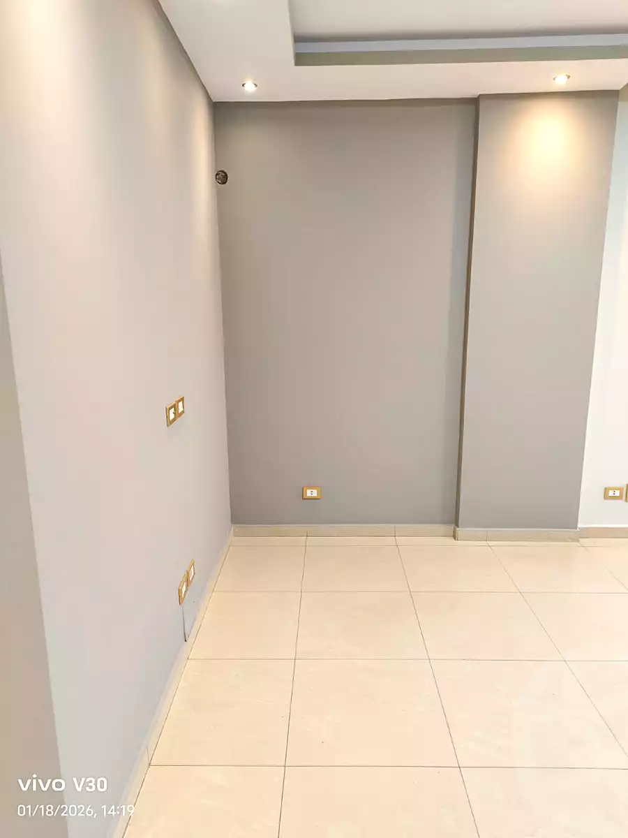 https://aqarmap.com.eg/ar/listing/6764914-for-rent-cairo-new-cairo-el-ahyaa-second-neighborhood-street-1