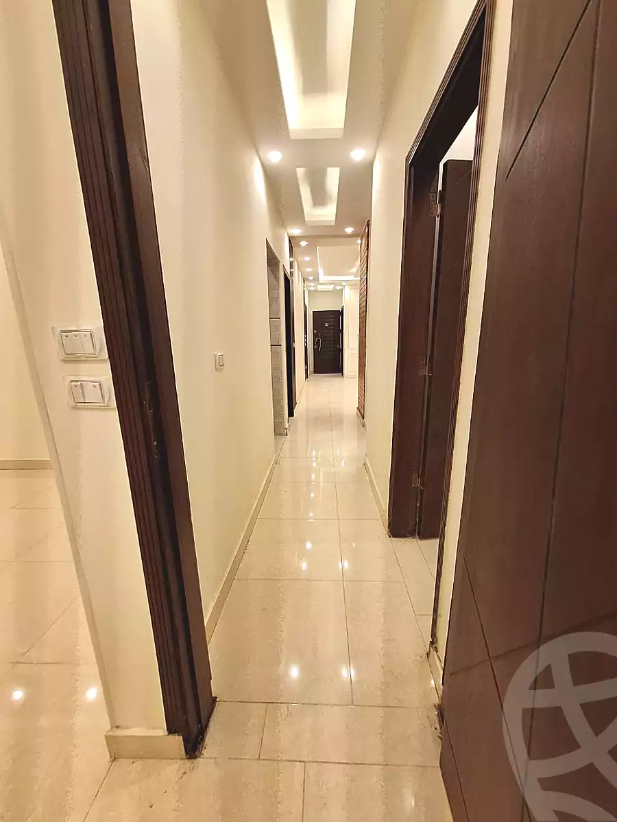 https://aqarmap.com.eg/ar/listing/6766220-for-sale-cairo-6th-of-october-mntq-fr-y-b-6-ktwbr