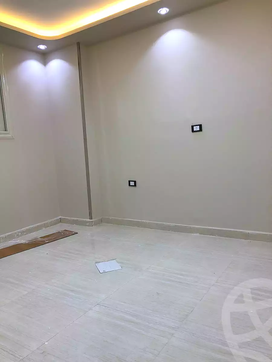 https://aqarmap.com.eg/ar/listing/6766666-for-sale-cairo-6th-of-october-el-ahyaa-neighborhood-2nd