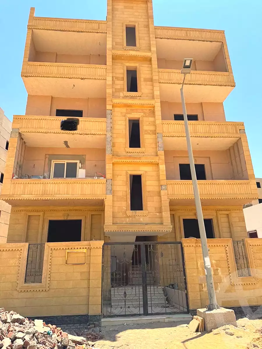https://aqarmap.com.eg/ar/listing/6766856-for-sale-cairo-badr-city-hai-el-ashgar-featured-neighborhood